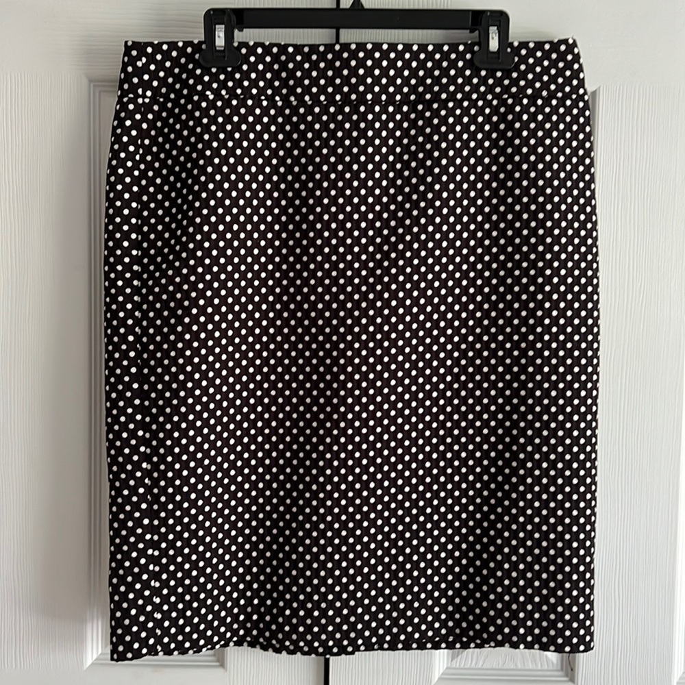 Ann Taylor black skirt with white polka dots. Lined. Size 14